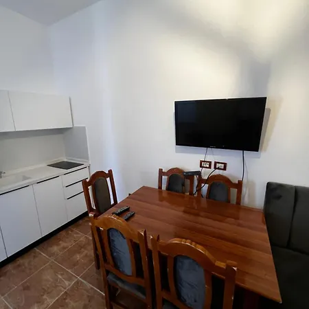 Hotel Vacanza * Velipojë