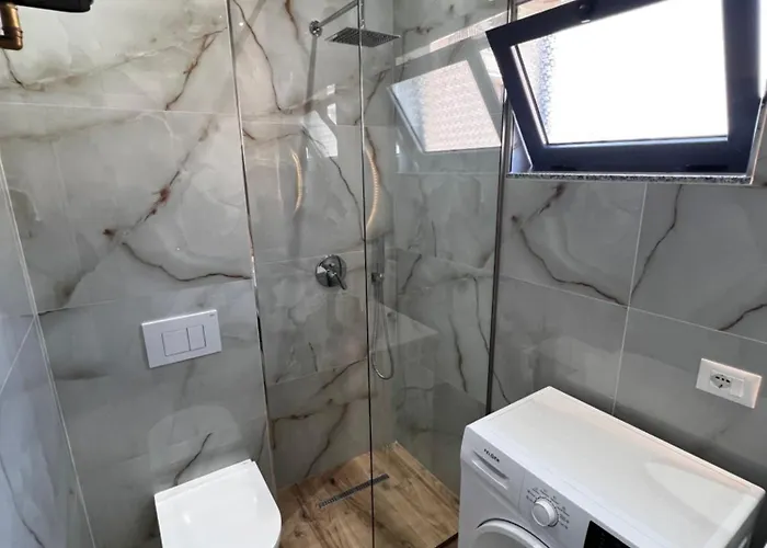 דירה Vushtria 02